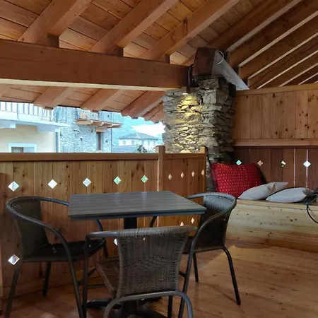 Апартаменты Au Fond Du Bourg