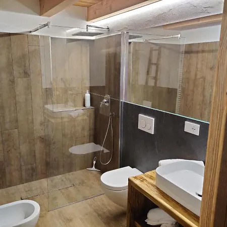 아파트 Au Fond Du Bourg