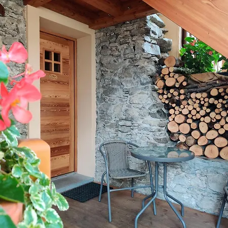 Au Fond Du Bourg Apartment Aosta