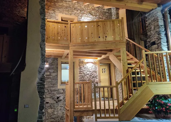 Au Fond Du Bourg Aoste