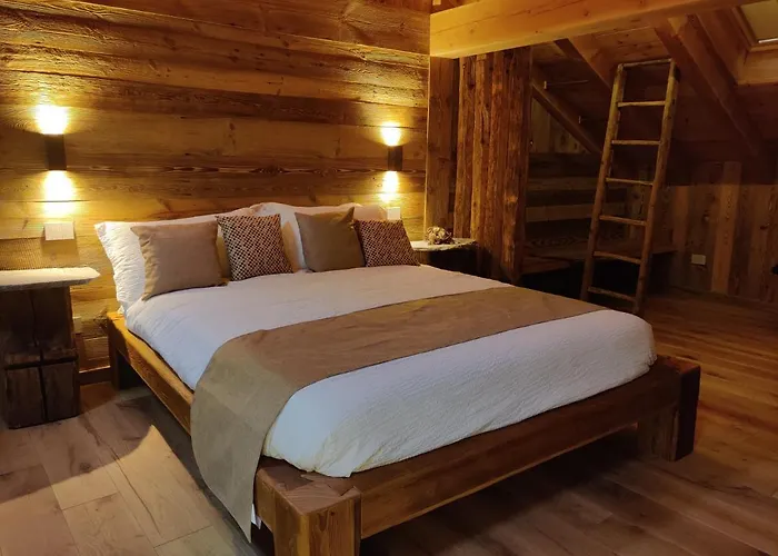 Au Fond Du Bourg Appartement *